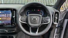 Volvo XC40 2.0 B4P Ultimate Dark 5dr Auto Petrol Estate